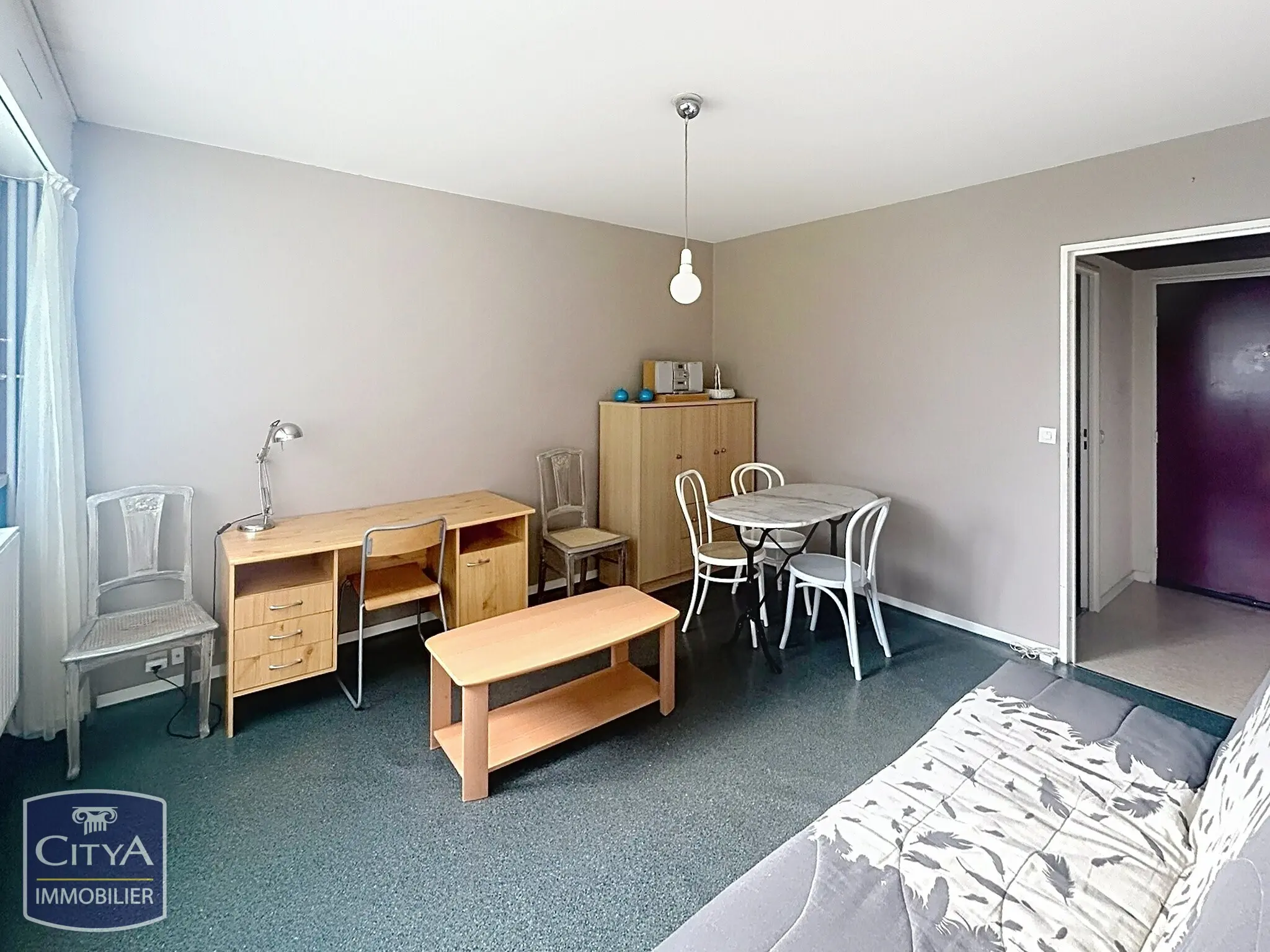 Photo 2 Appartement 1 pièce 31.23m²