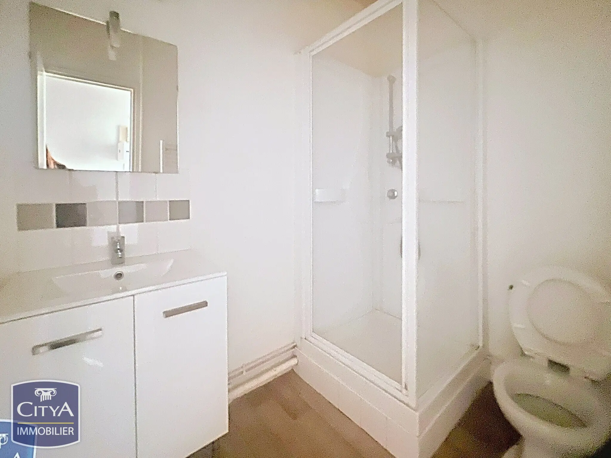 Photo 7 Immeuble 200m²