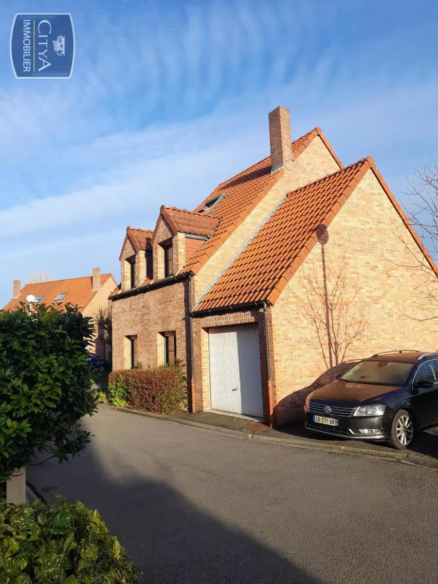 Photo 1 Maison 4 pièces 115.5m²