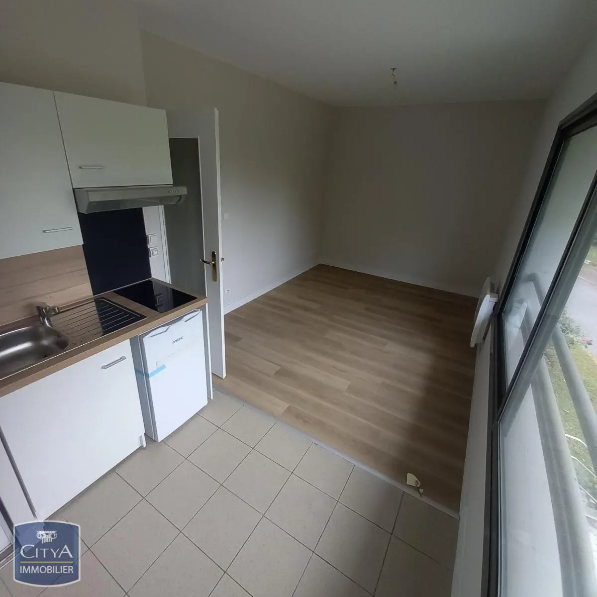 Photo 1 Appartement 1 pièce 23.8m²