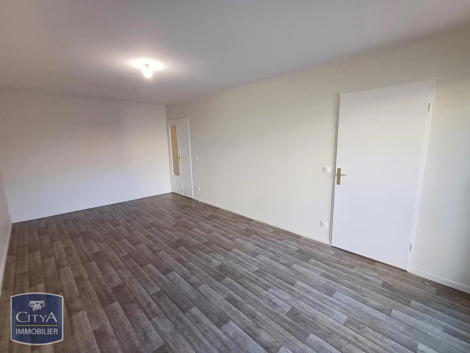 Photo 2 Appartement 2 pièces 49.79m²