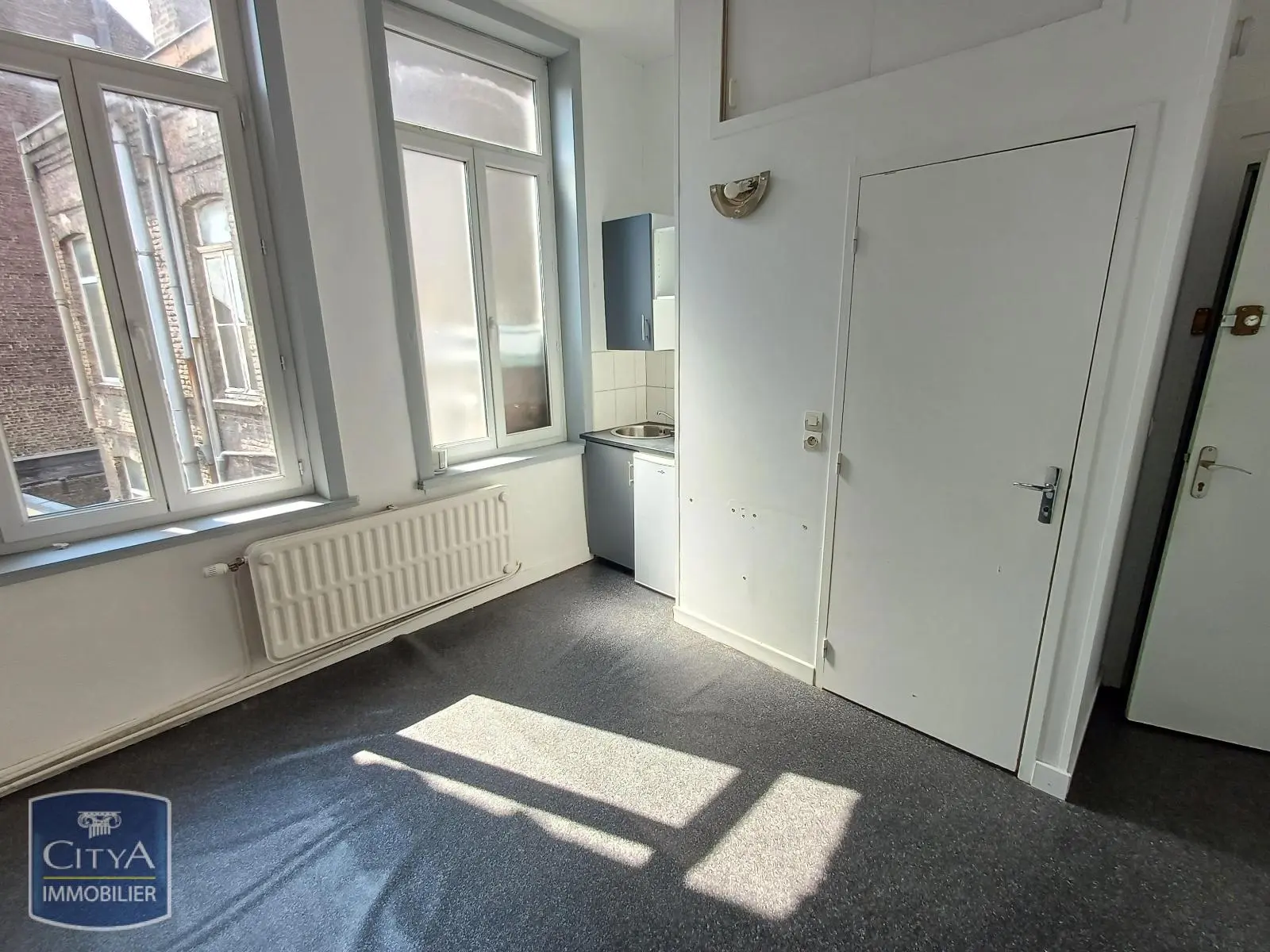 Photo 2 Appartement 1 pièce 12.35m²