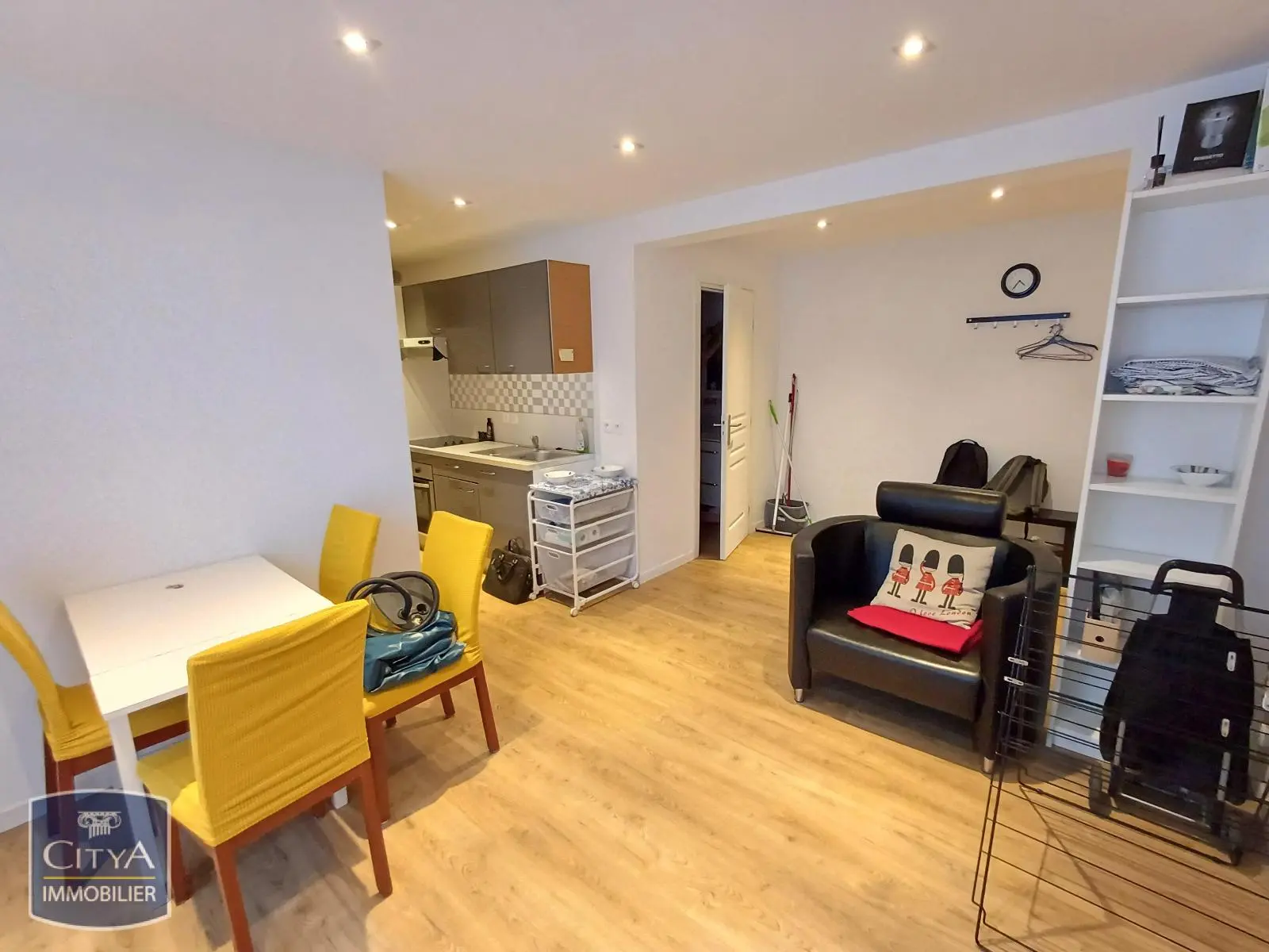 Photo 2 Appartement 2 pièces 32.33m²