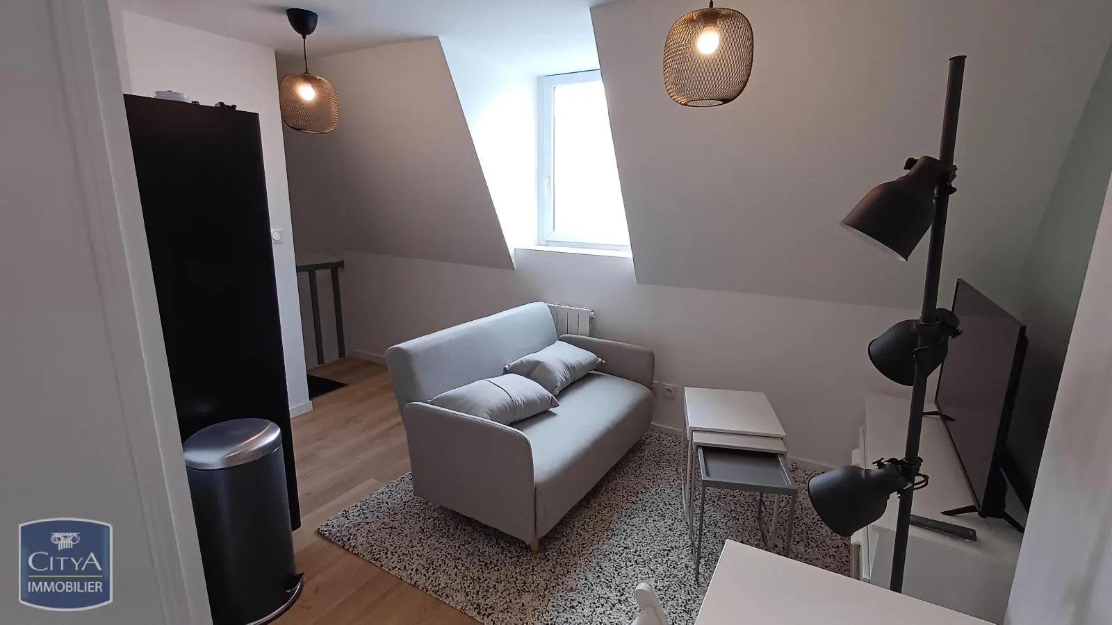 Photo 2 Appartement 1 pièce 11.83m²