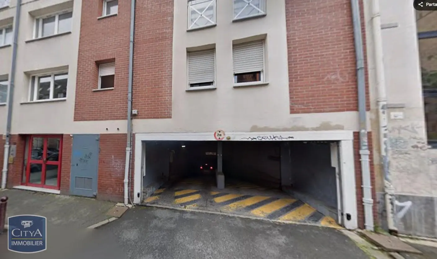 Photo 1 Parking