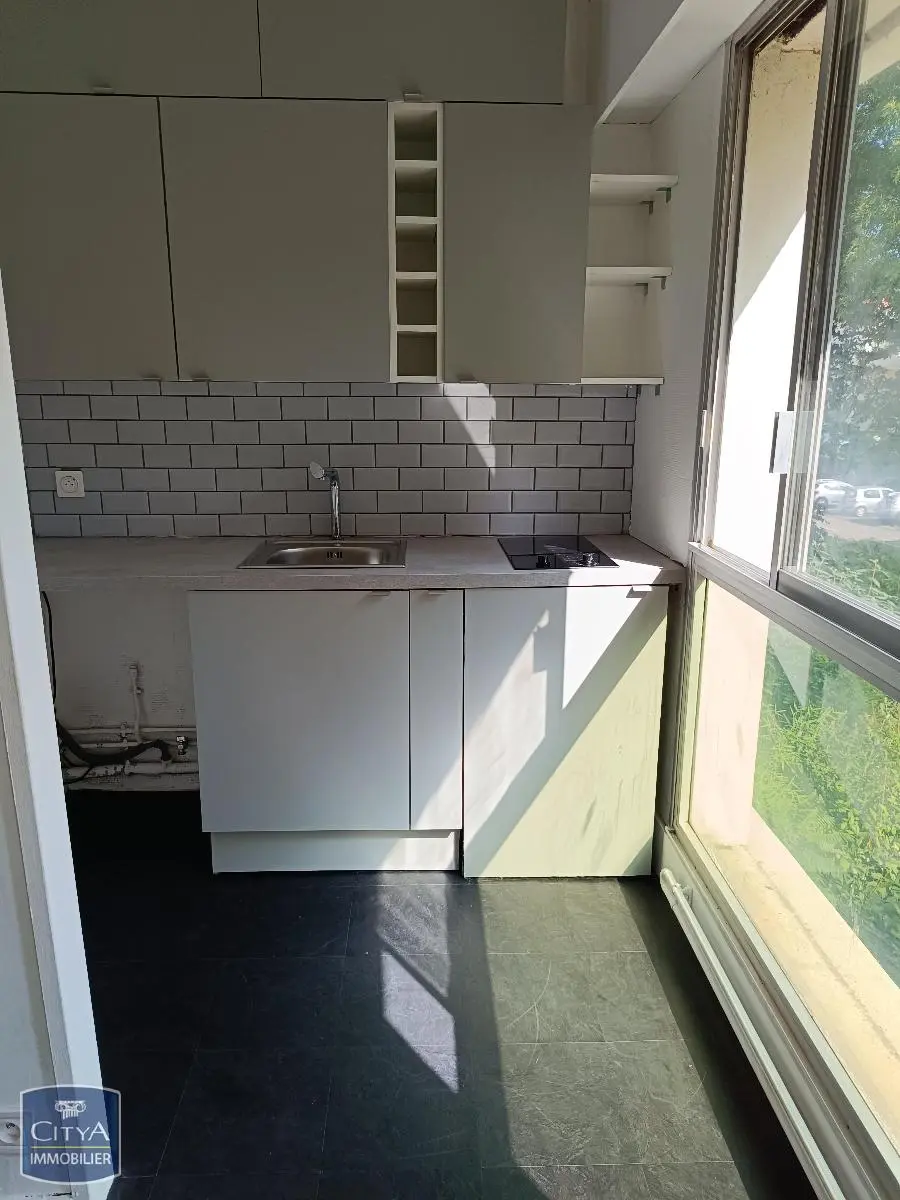 Photo 4 Appartement 1 pièce 24.75m²