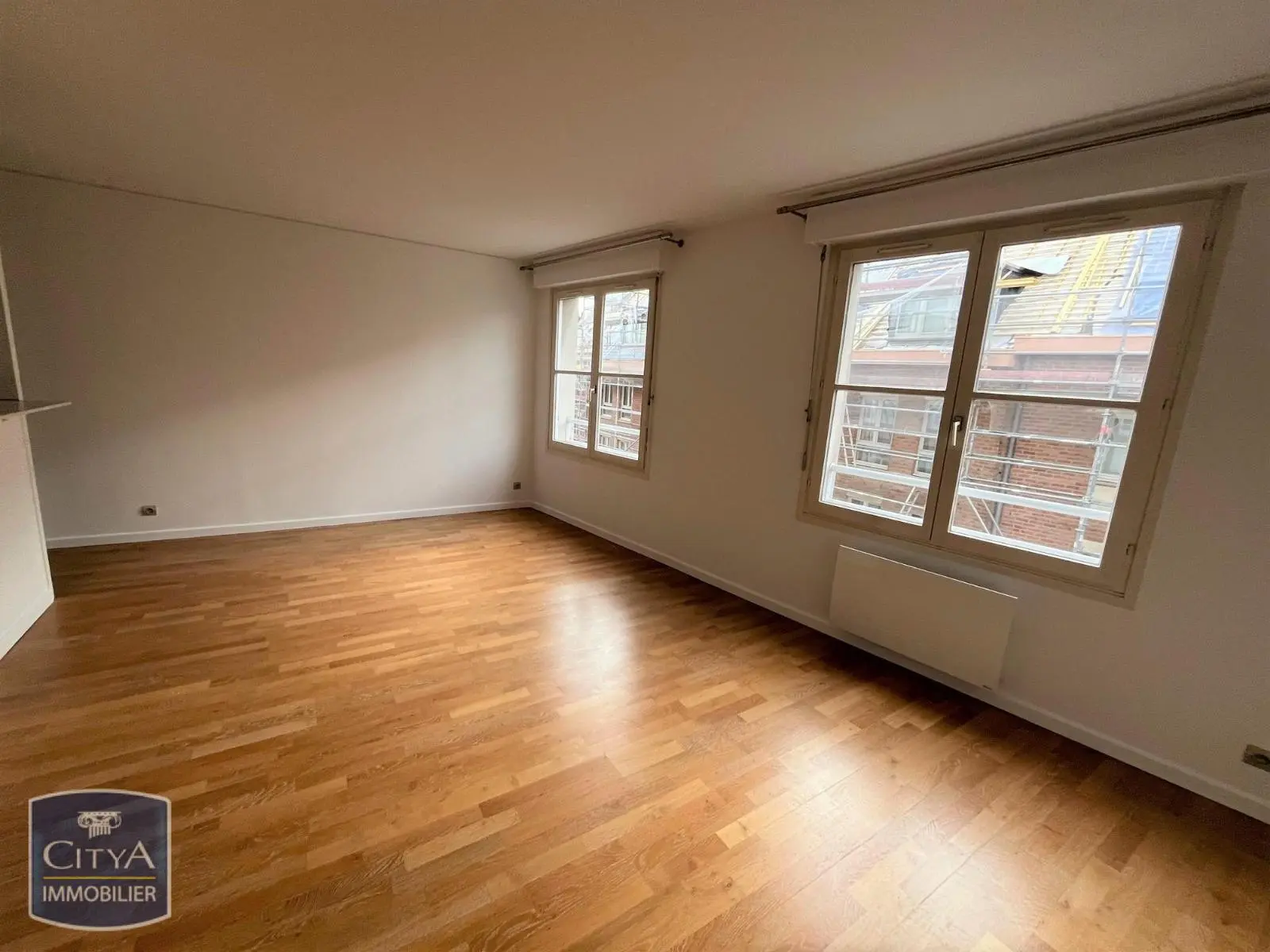 Photo 2 Appartement 1 pièce 37.92m²