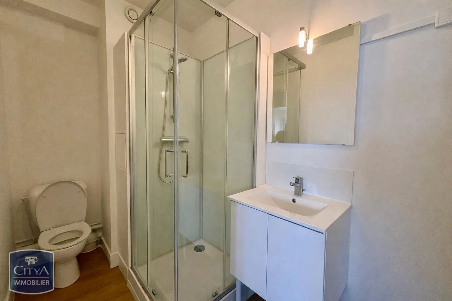 Photo 2 Appartement 1 pièce 30.25m²