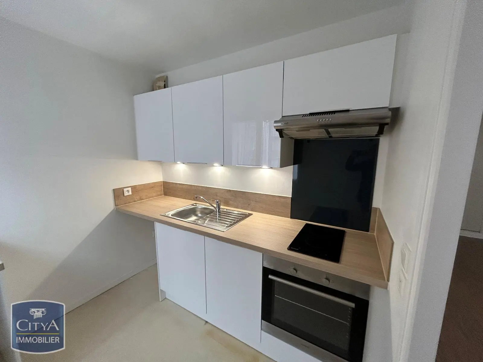 Photo 1 Appartement 1 pièce 29.65m²