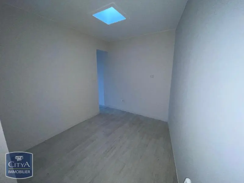 Photo 2 Appartement 1 pièce 20.09m²