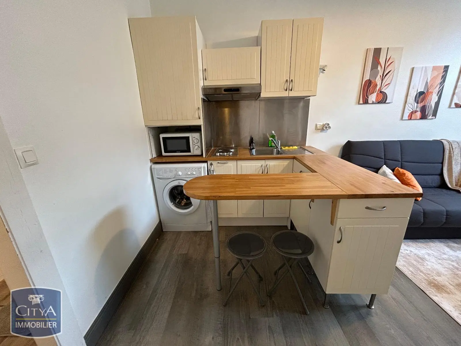 Photo 2 Appartement 1 pièce 23.53m²