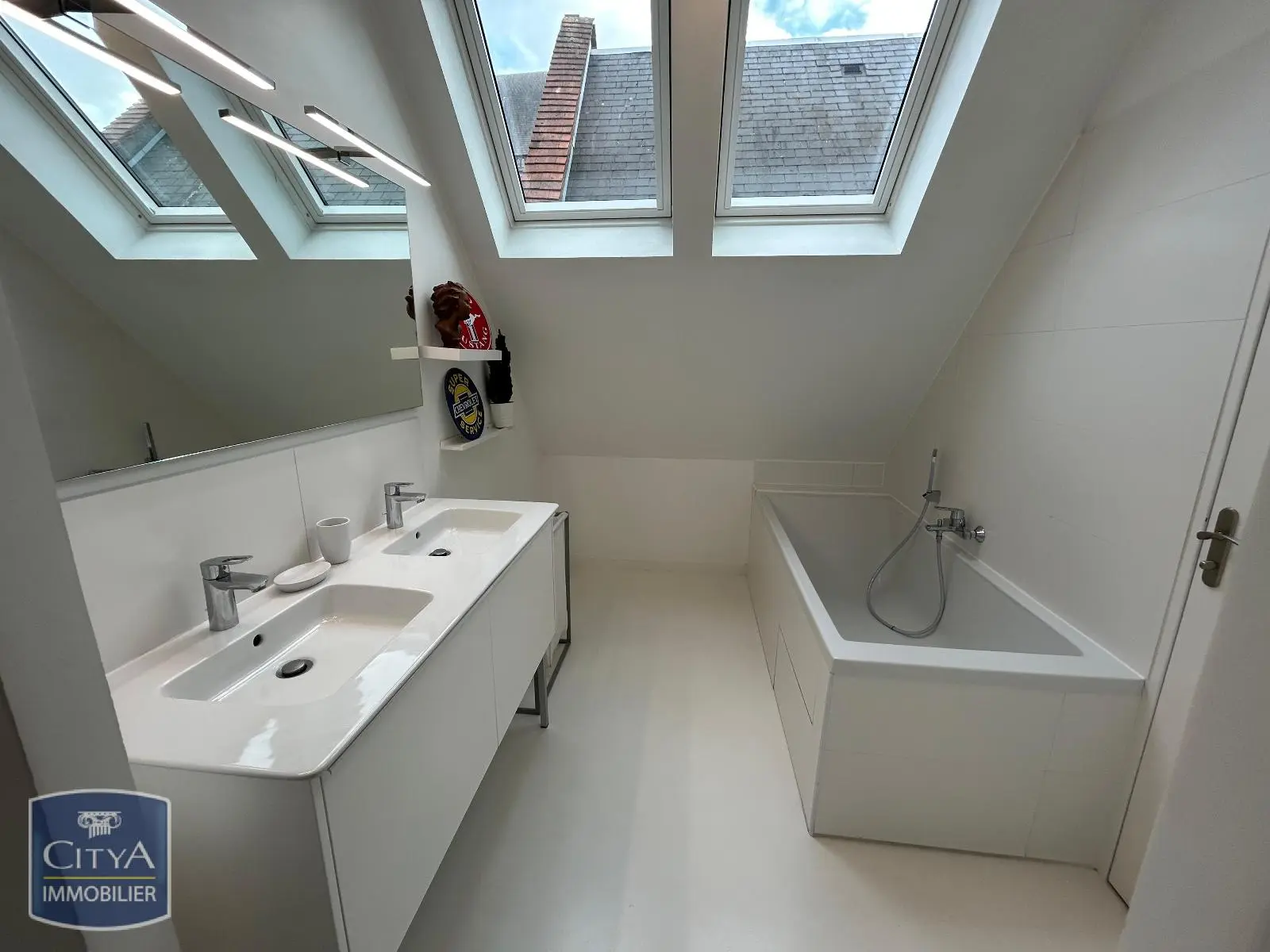 Photo 15 Appartement 4 pièces 109.24m²