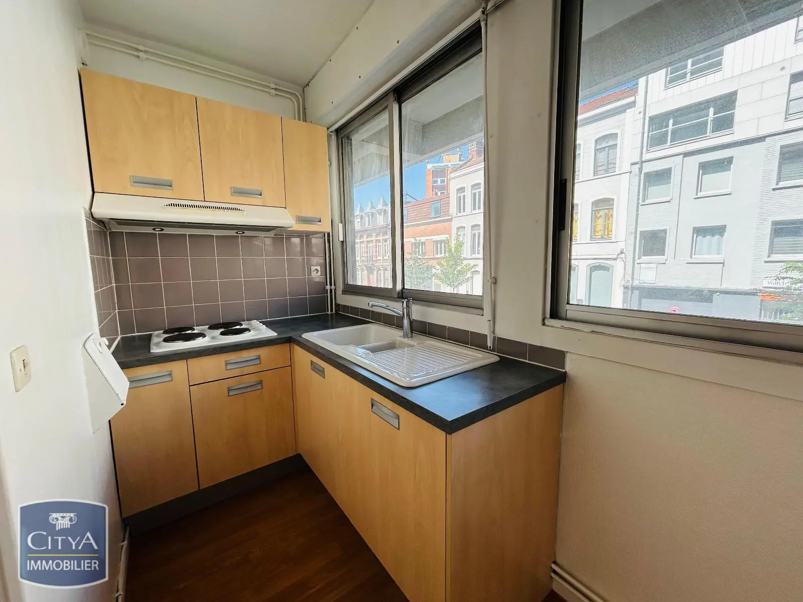 Photo 2 Appartement 1 pièce 25.35m²