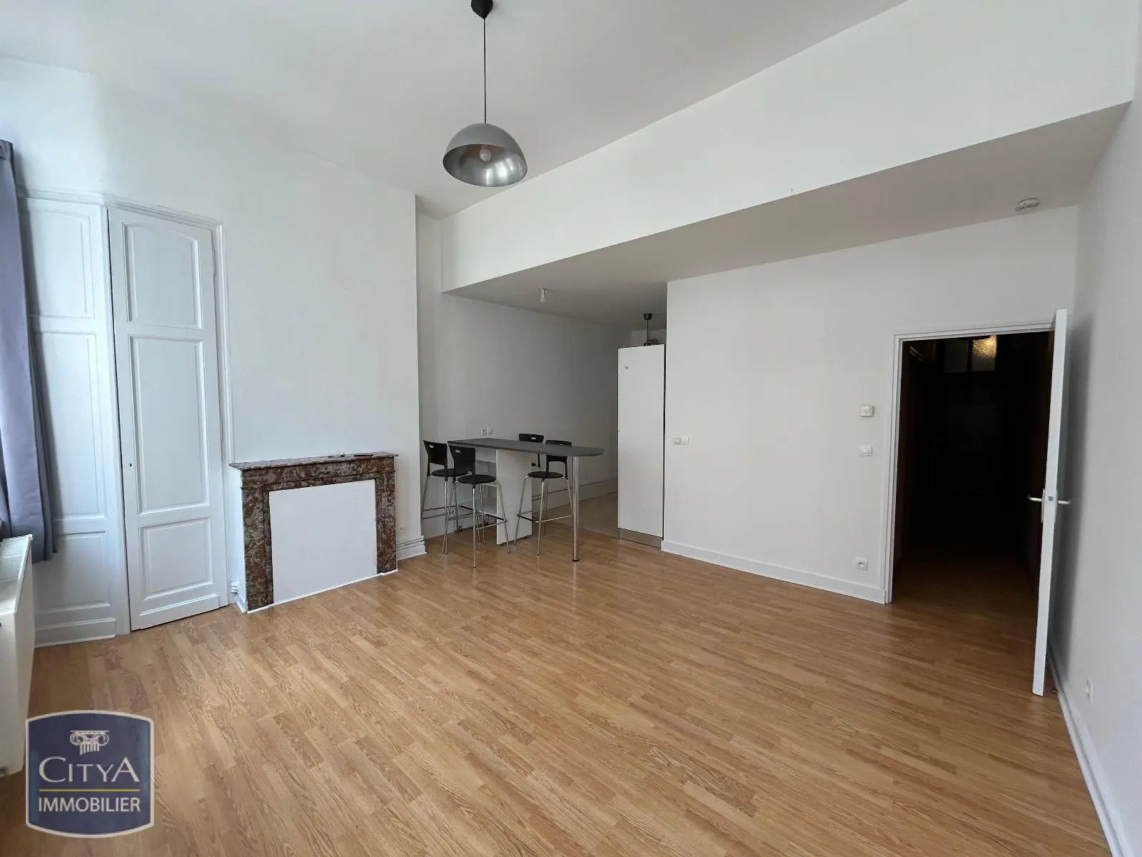 Photo 2 Appartement 2 pièces 57m²