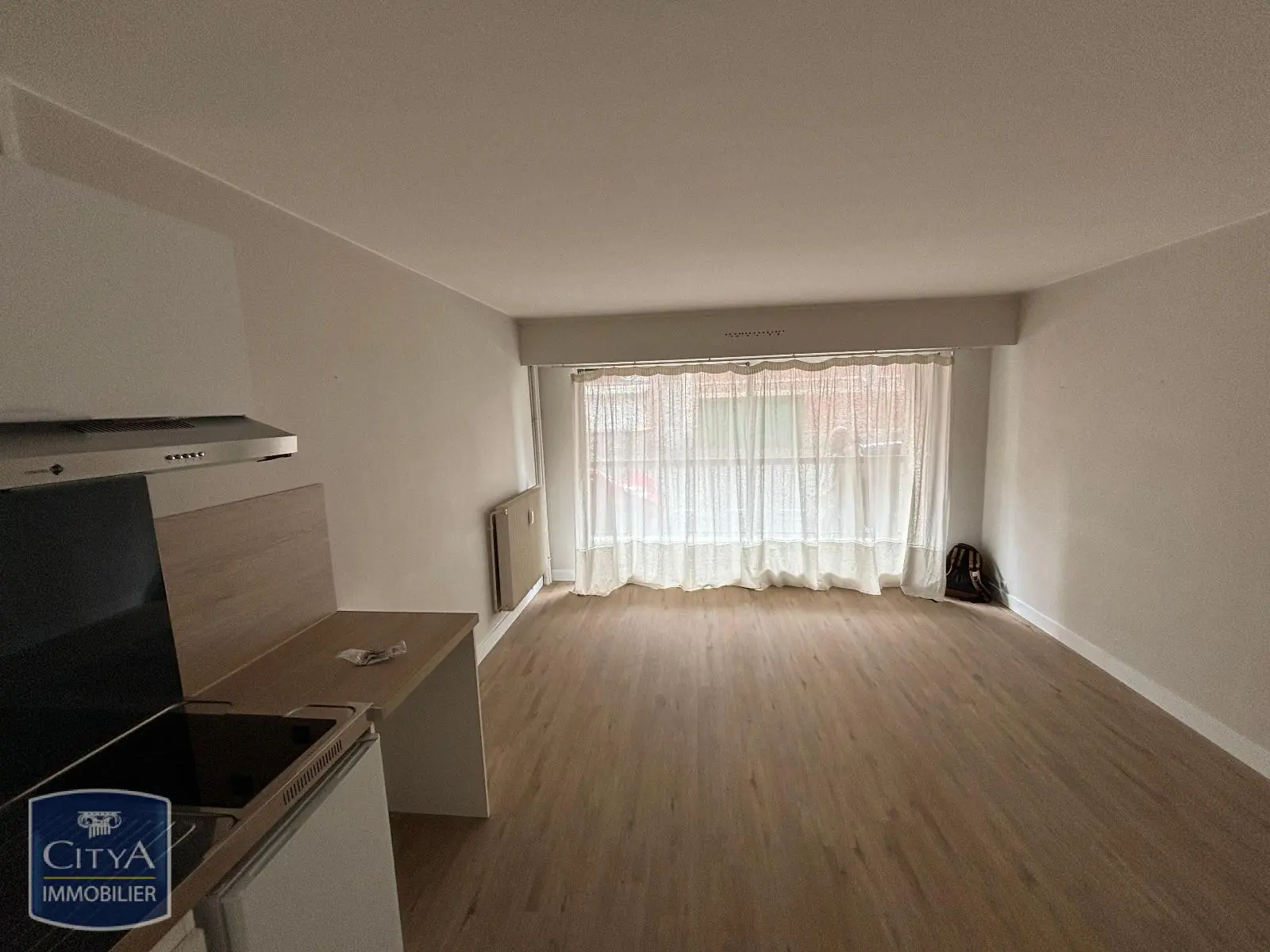 Photo 2 Appartement 1 pièce 22.92m²