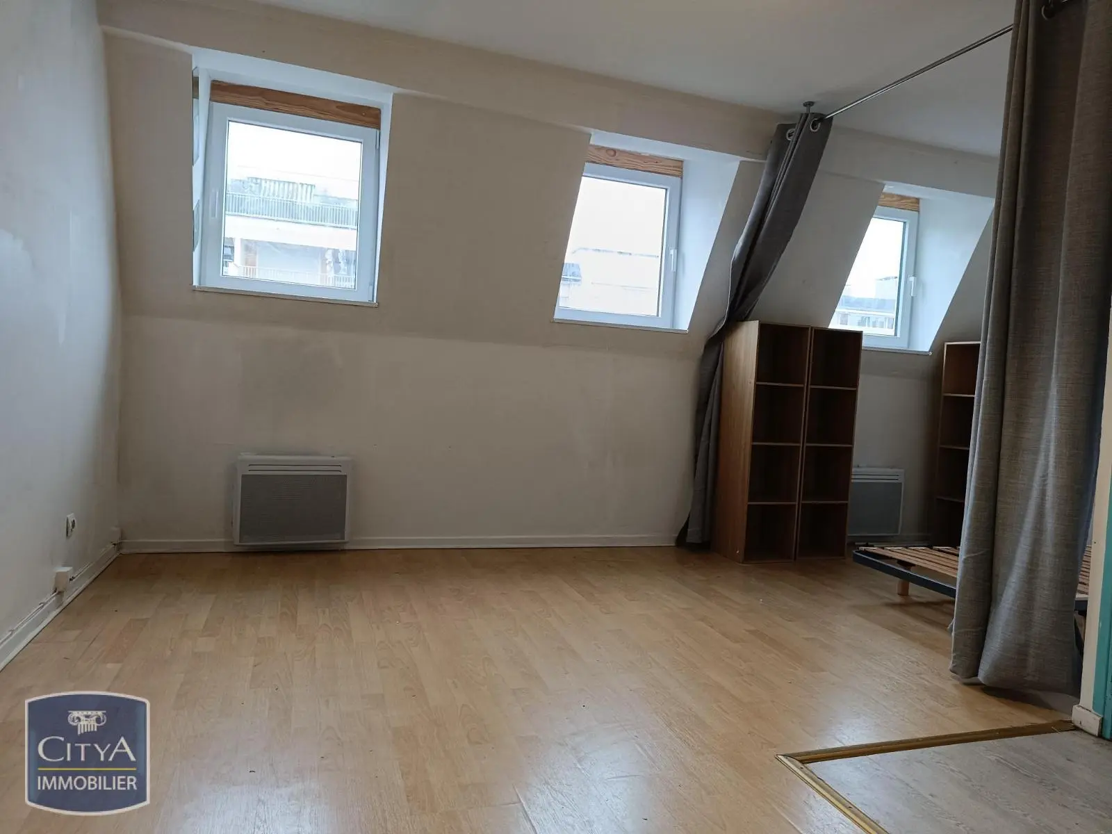 Photo 1 Appartement 1 pièce 21.83m²