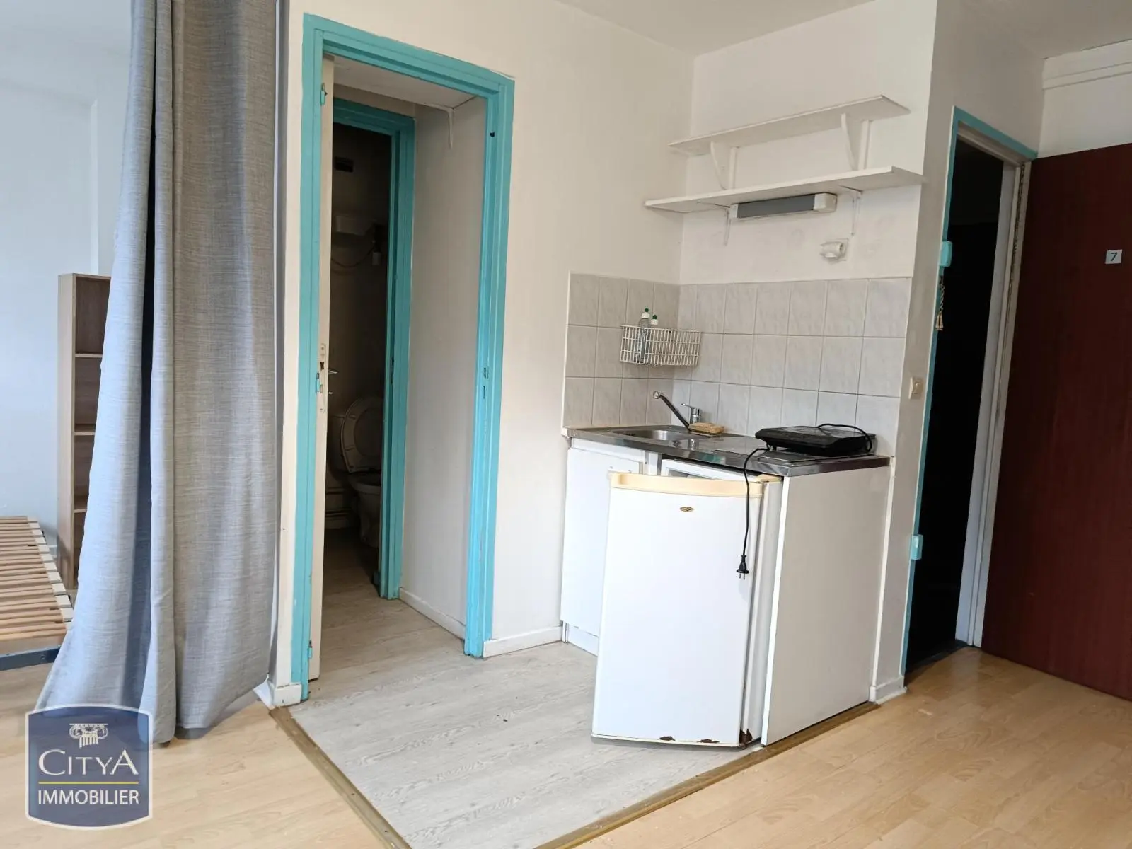 Photo 2 Appartement 1 pièce 21.83m²