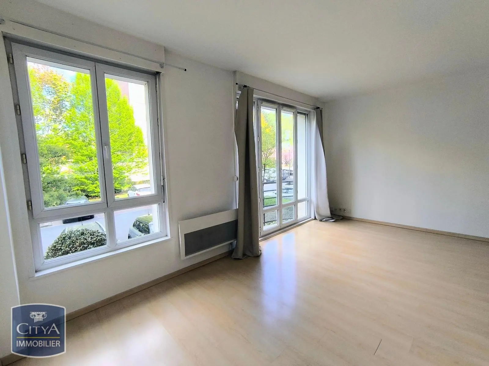 Photo 2 Appartement 1 pièce 37.4m²