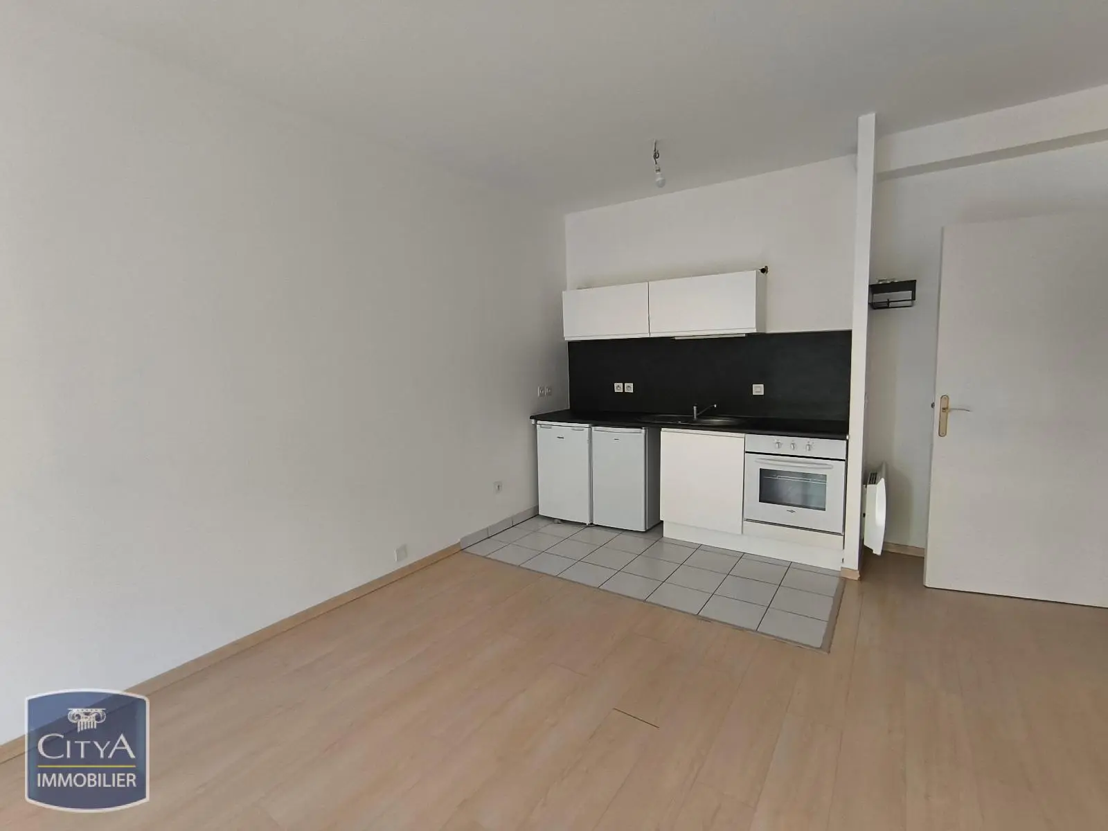 Photo 3 Appartement 1 pièce 37.4m²