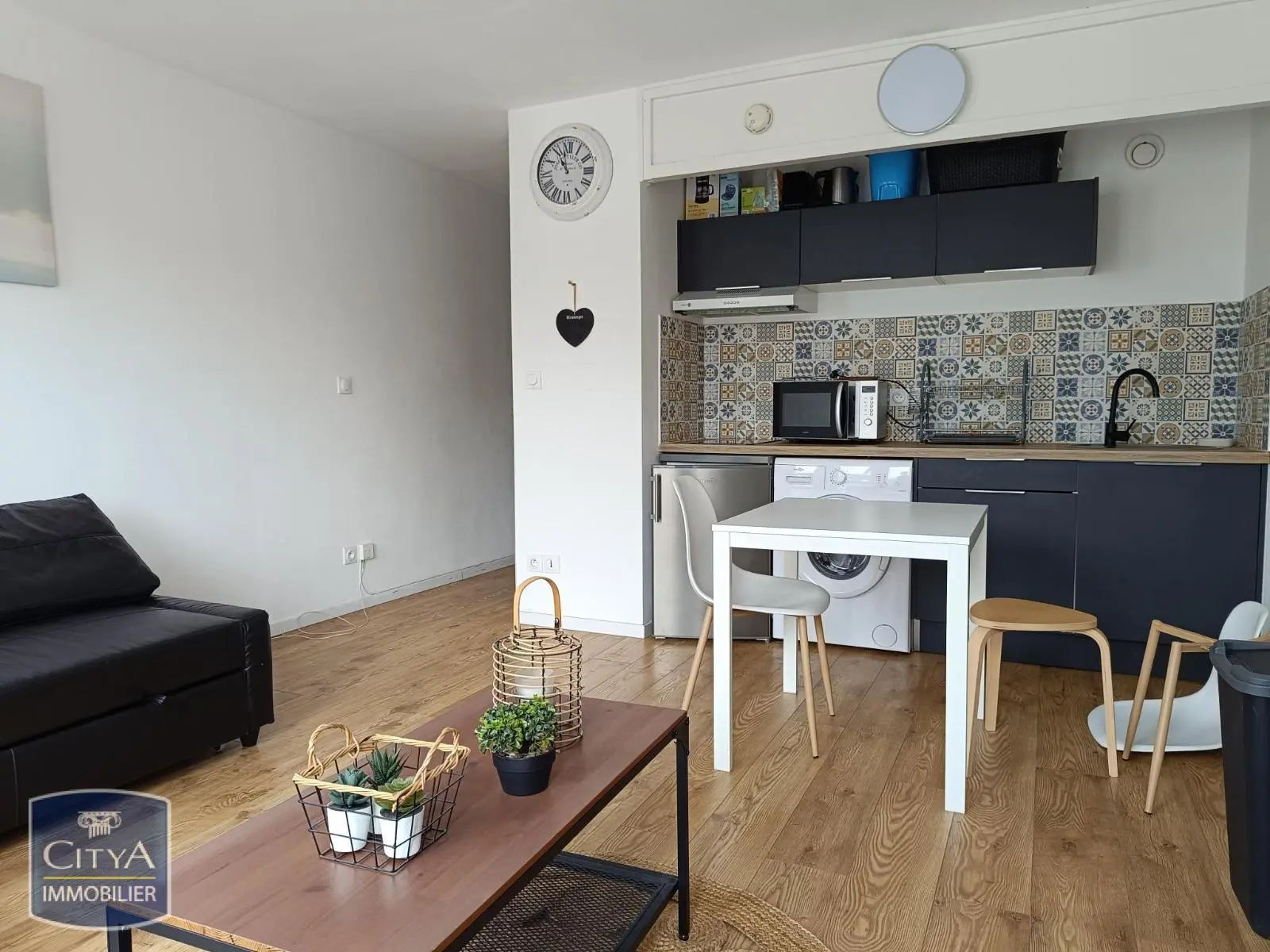 Photo 2 Appartement 1 pièce 26.88m²