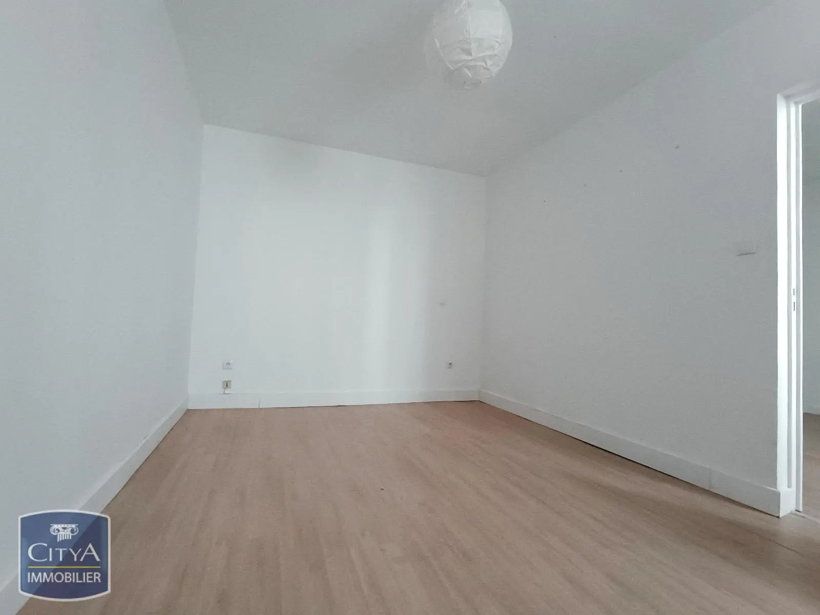 Photo 2 Appartement 2 pièces 31.78m²