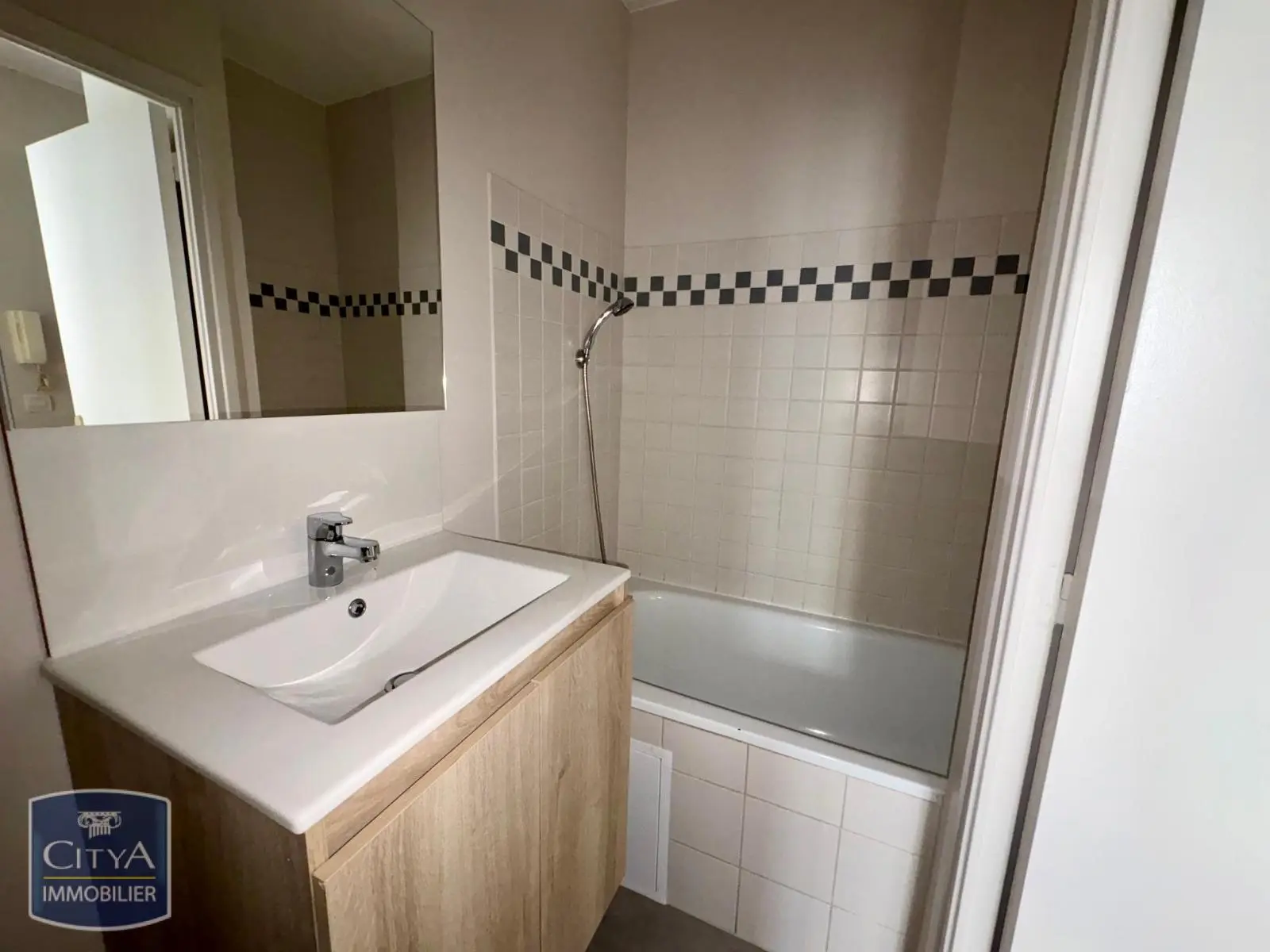 Photo 5 Appartement 2 pièces 65m²