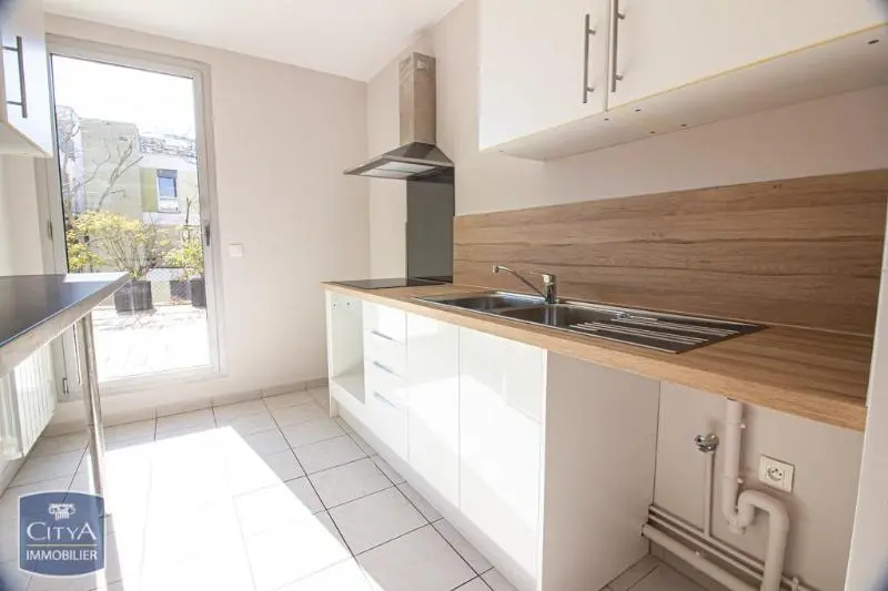 Photo 2 Appartement 4 pièces 87.89m²