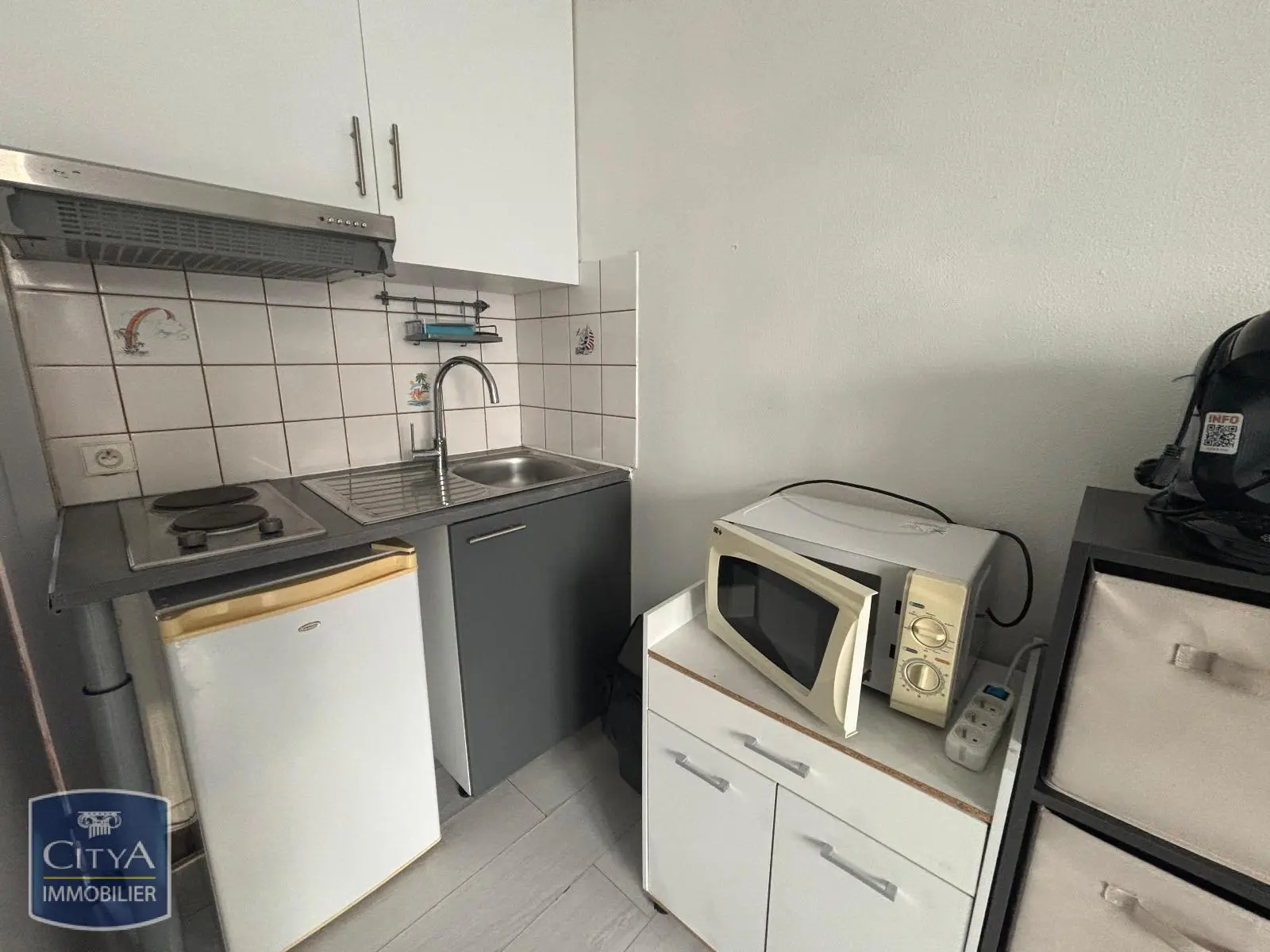 Photo 3 Appartement 1 pièce 15.25m²