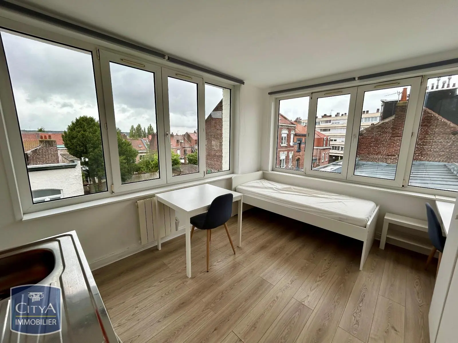 Photo 2 Appartement 1 pièce 16.73m²