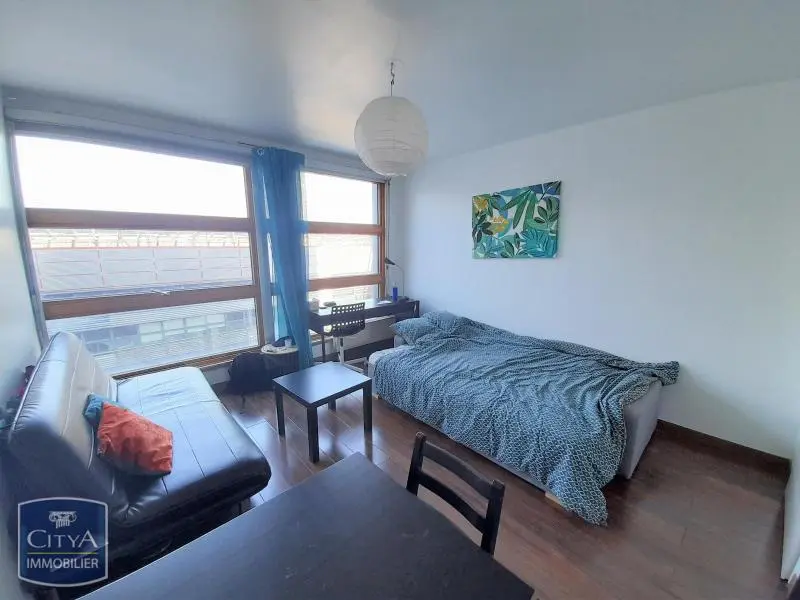 Photo 1 Appartement 1 pièce 22.18m²