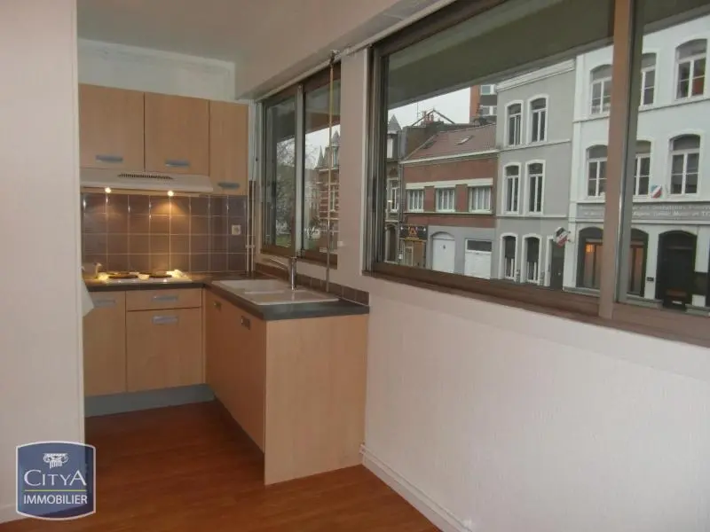 Photo 2 Appartement 1 pièce 25.35m²