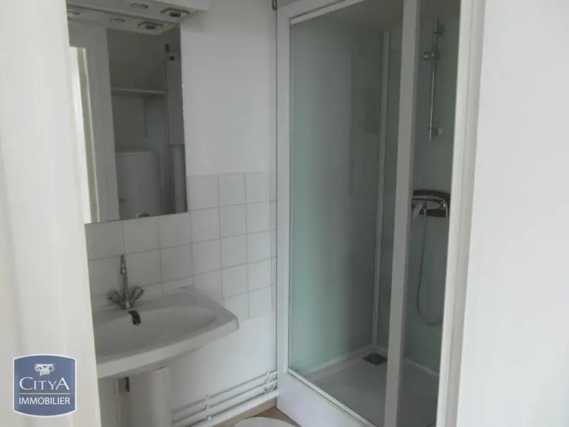 Photo 3 Appartement 1 pièce 22.27m²