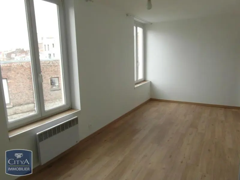 Photo 1 Appartement 1 pièce 22.27m²