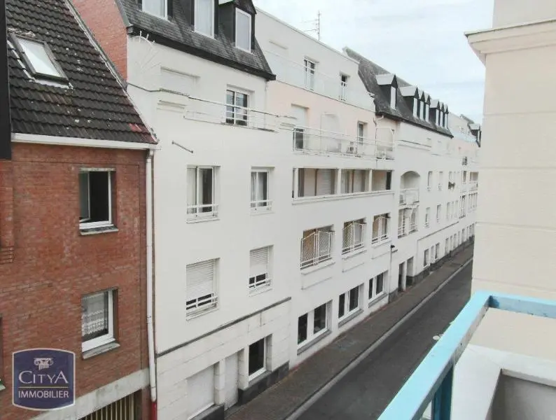 Photo 1 Parking