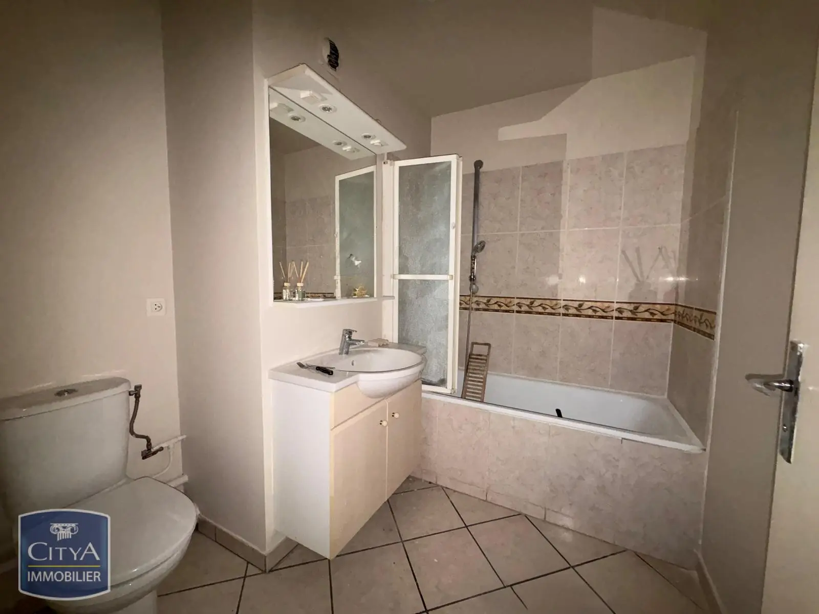 Photo 3 Appartement 1 pièce 34.25m²