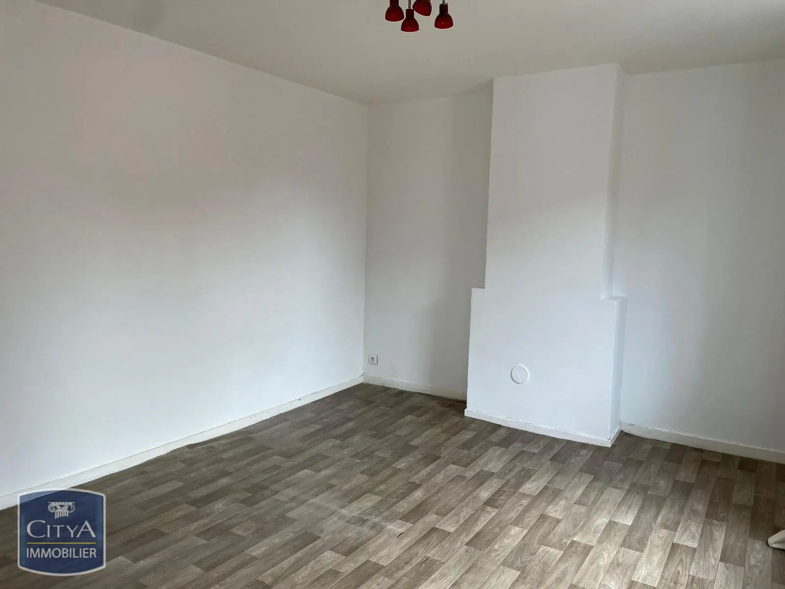 Photo 2 Appartement 1 pièce 30.51m²