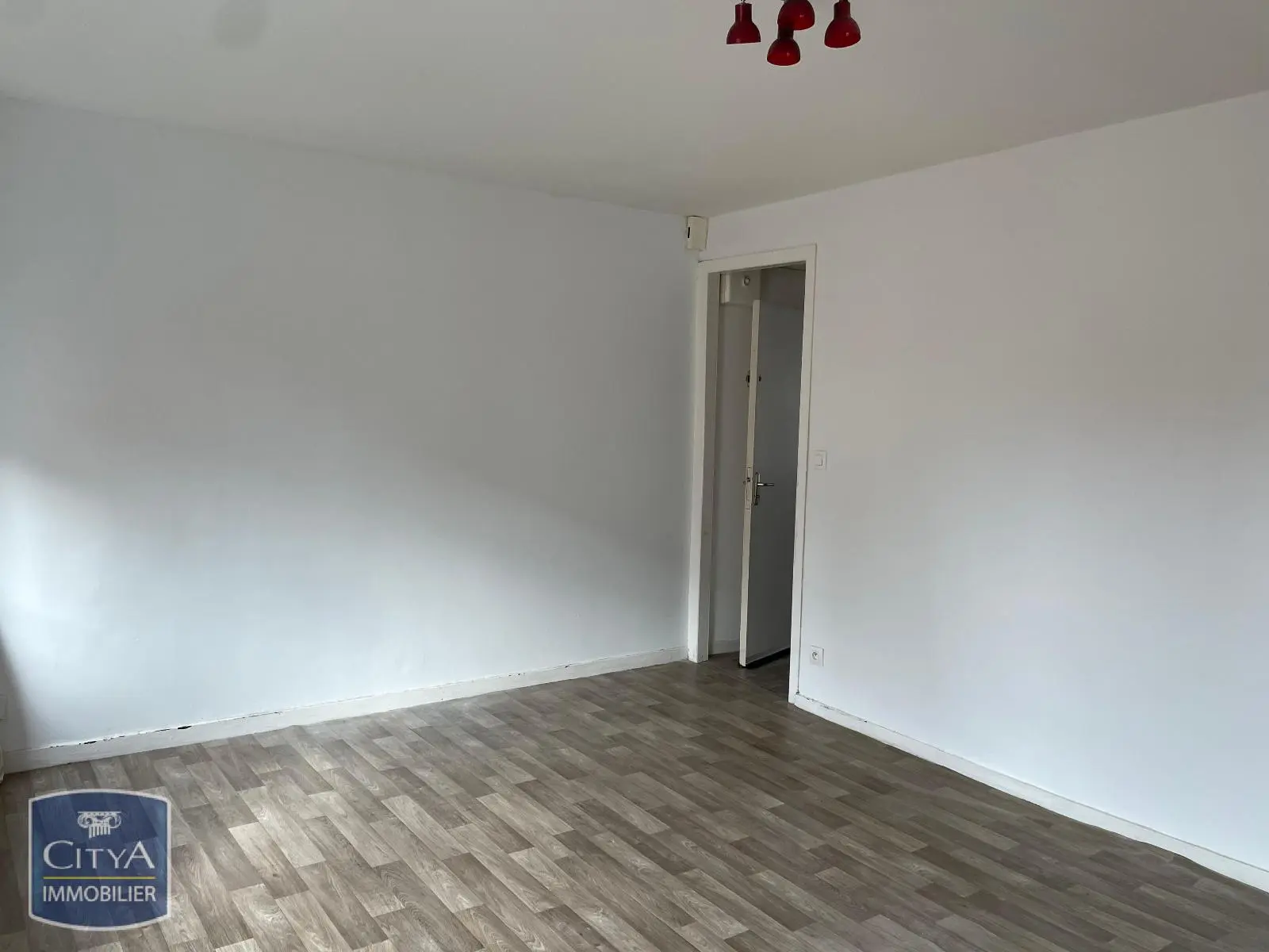 Photo 1 Appartement 1 pièce 30.51m²