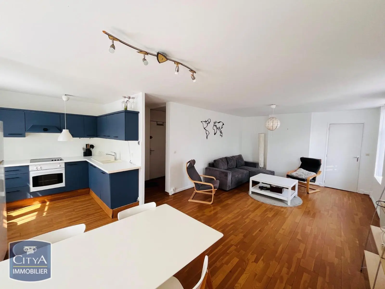 Photo 2 Appartement 4 pièces 106.57m²