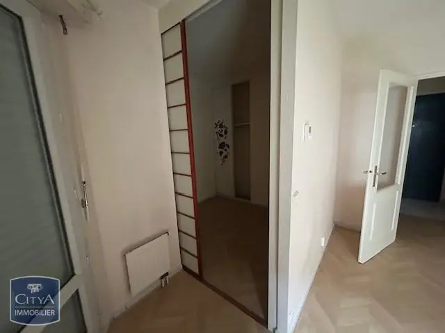 Photo 3 Appartement 1 pièce 33.18m²