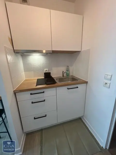 Photo 3 Appartement 1 pièce 27.12m²