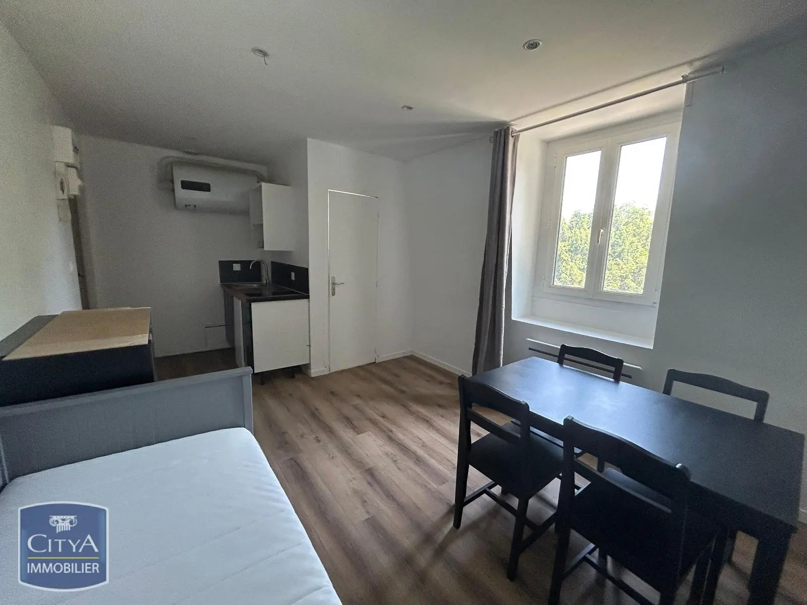 Photo 1 Appartement 1 pièce 19m²