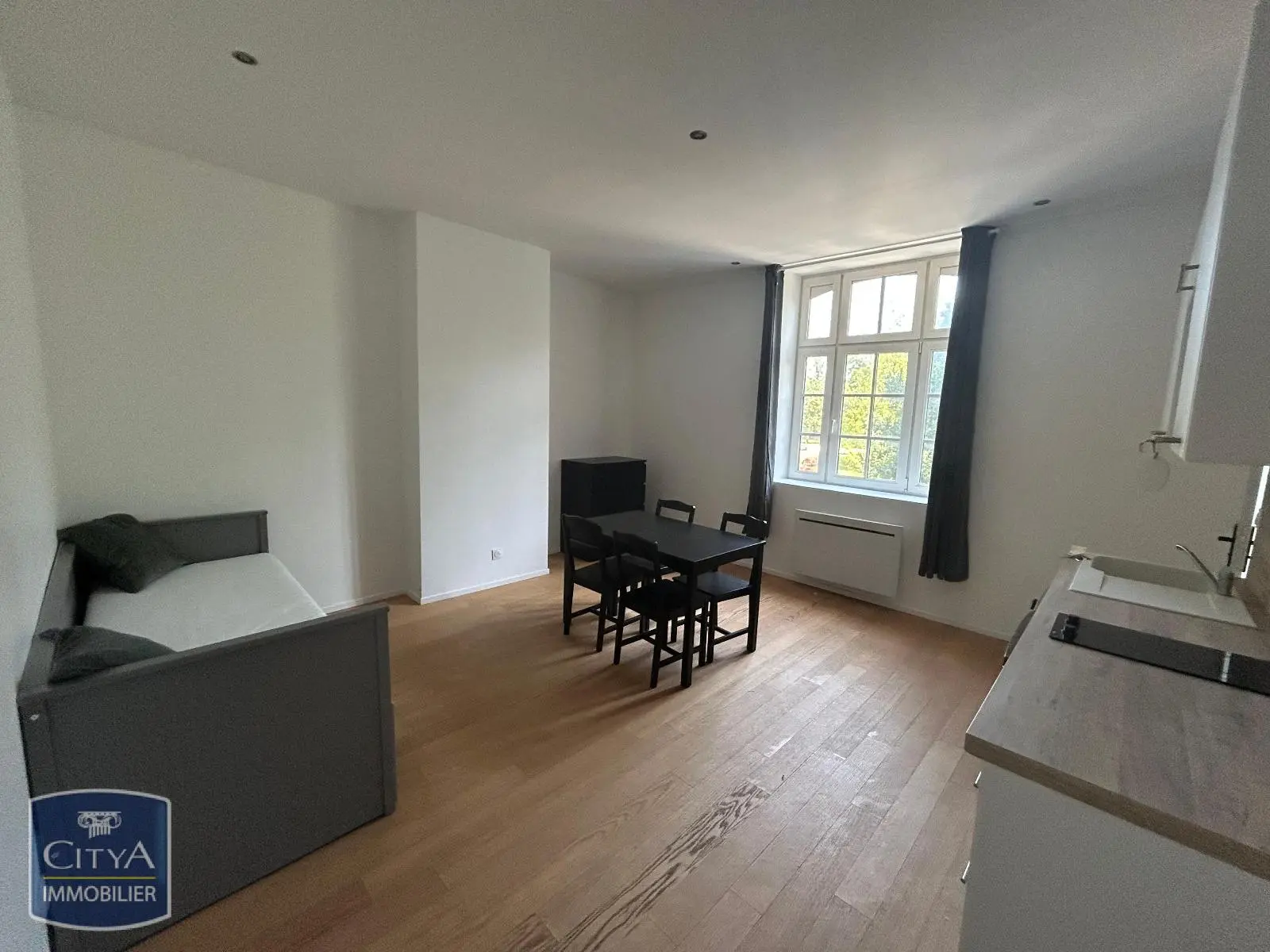 Photo 2 Appartement 1 pièce 26m²