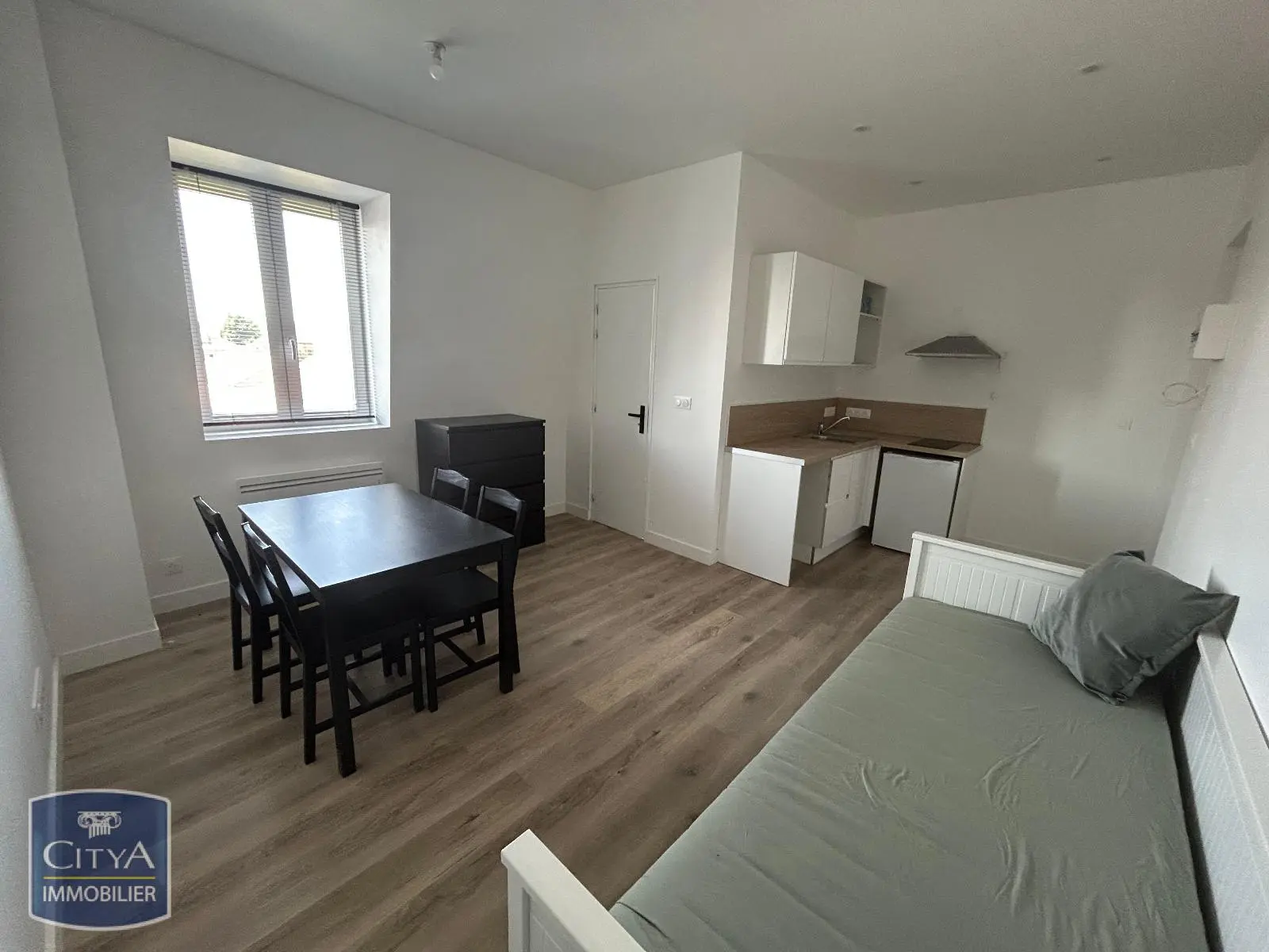 Photo 1 Appartement 1 pièce 22m²