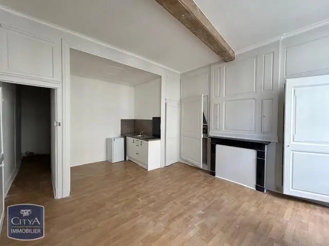 Photo 2 Appartement 1 pièce 32.03m²