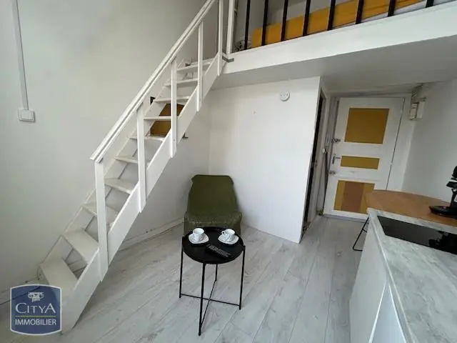 Photo 2 Appartement 1 pièce 11.14m²