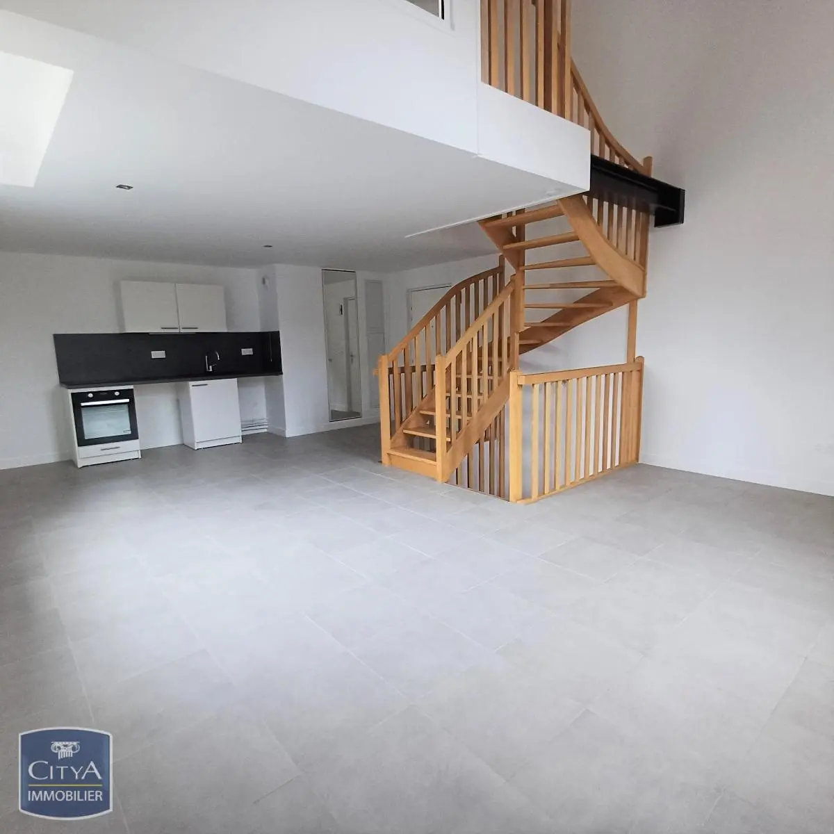 Photo 1 Appartement 4 pièces 92.9m²