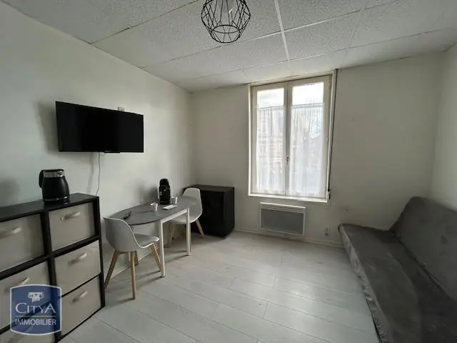 Photo 2 Appartement 1 pièce 15.25m²