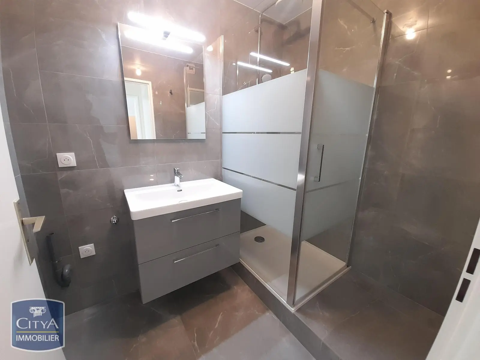 Photo 4 Appartement 2 pièces 55.54m²