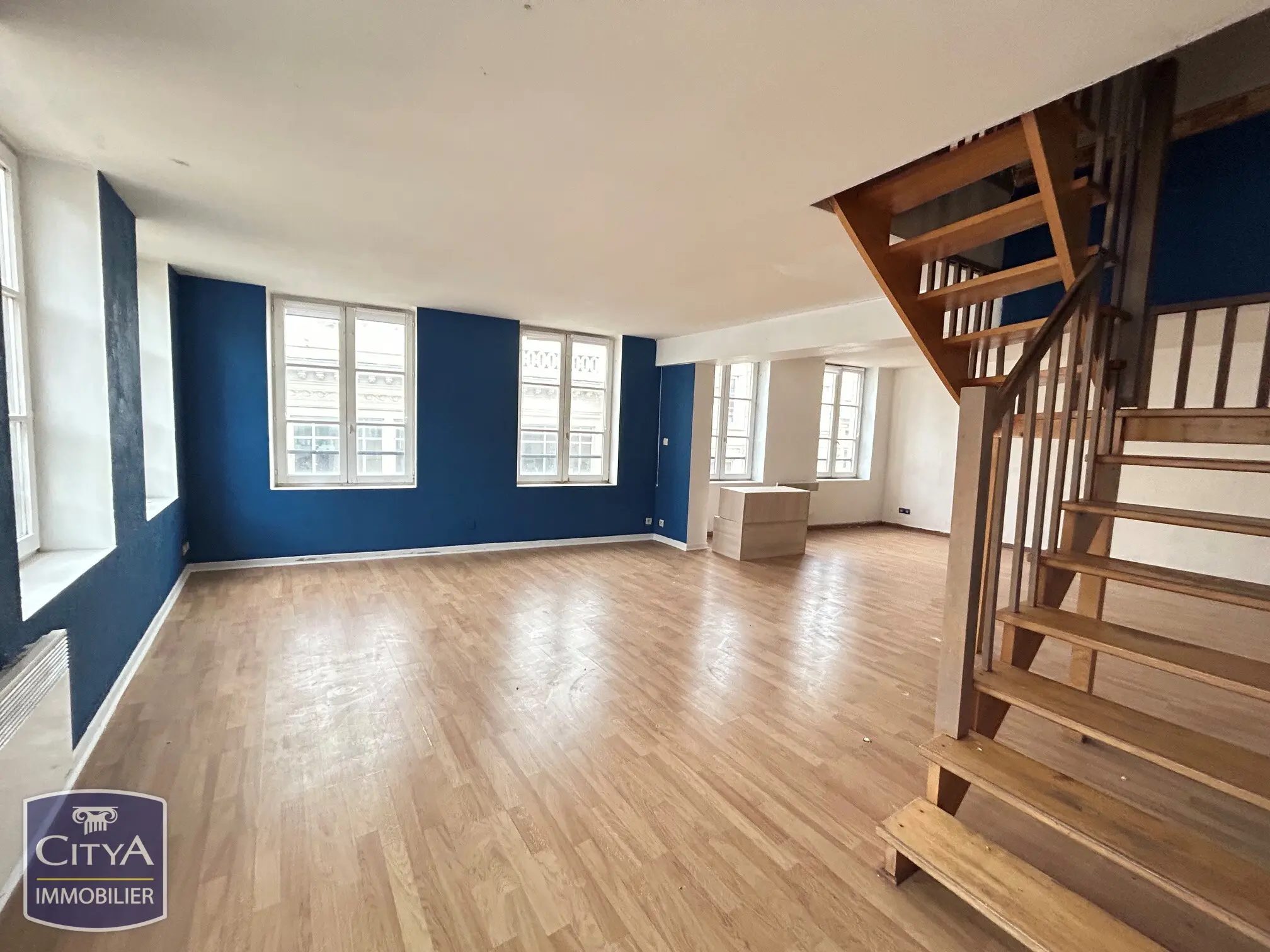Photo 1 Appartement 4 pièces 120m²