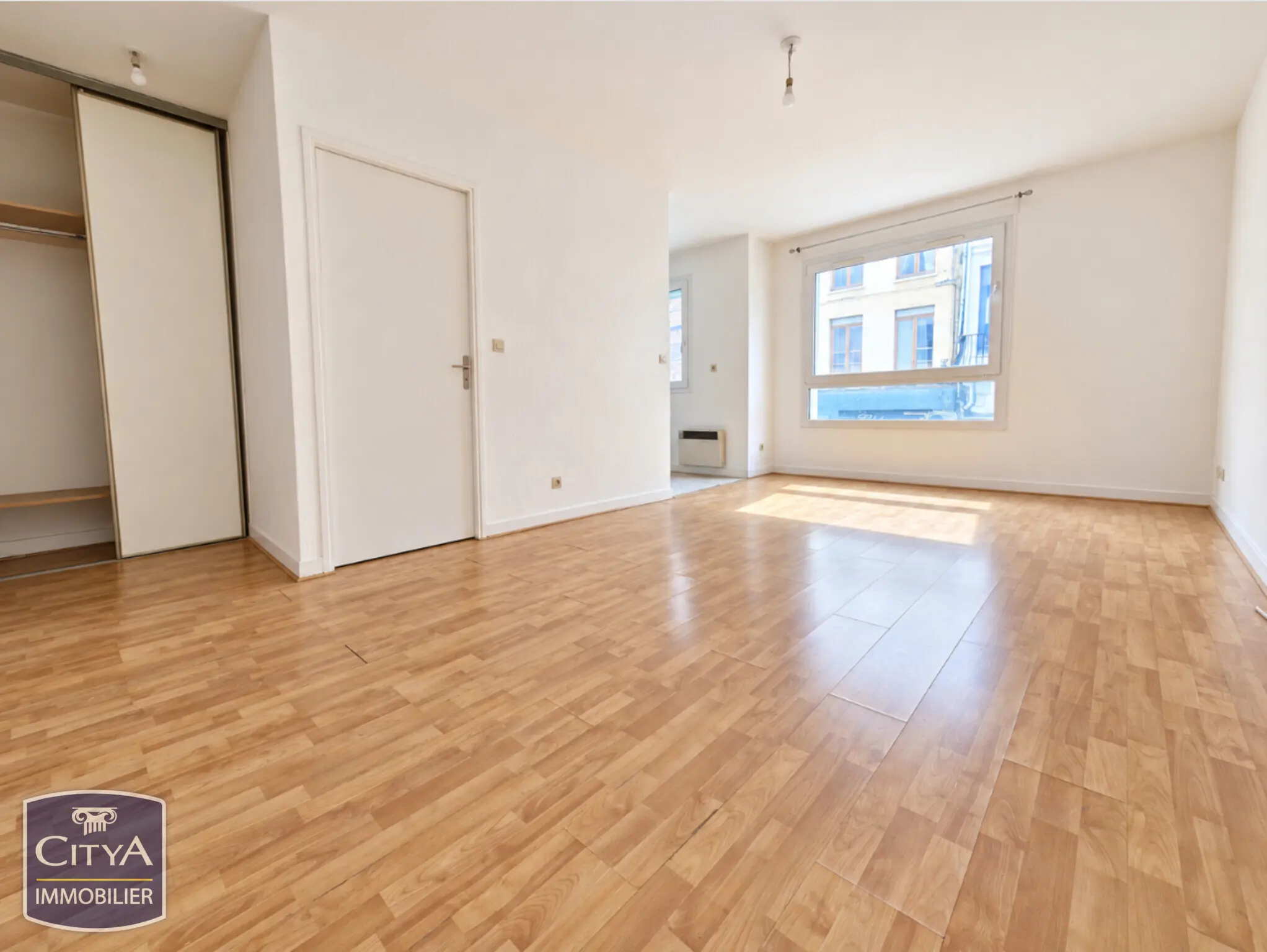 Photo 1 Appartement 1 pièce 26.47m²